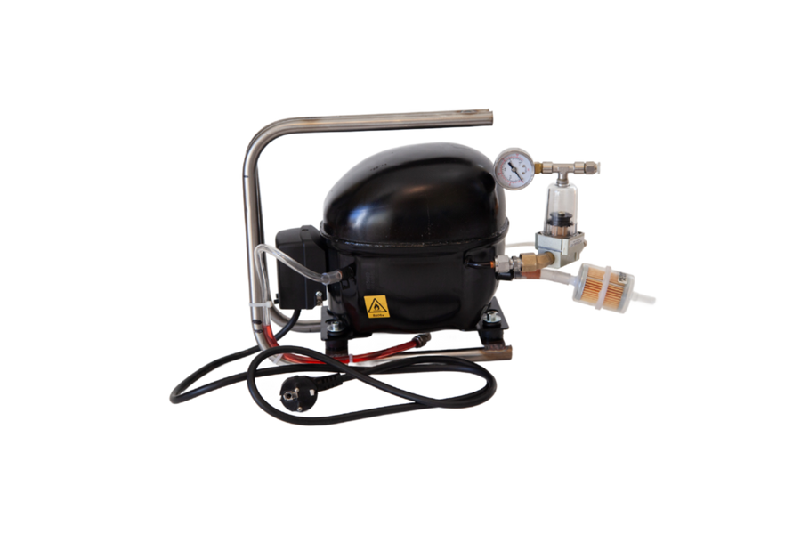 Silent compressor for burner